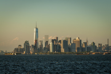 Fototapeta na wymiar Northview image of the financial district in lower Manhattan seen from Staten Island during daytime