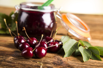 Jars of jam, fruit
 - obrazy, fototapety, plakaty