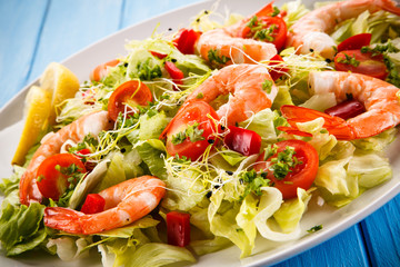 Salad with shrimps