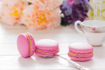 Pink raspberry macaroons