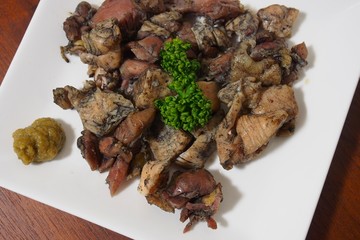 地鶏の炭火焼