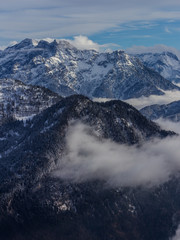 Fototapeta na wymiar góry w chmurach