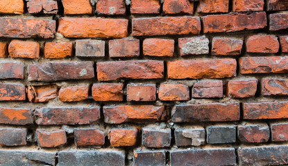 Кирпичная стена