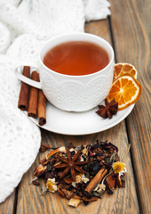 Obraz na płótnie Canvas Cup of winter tea