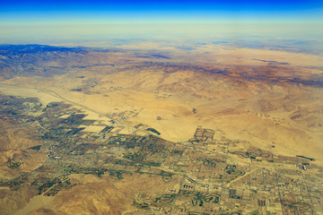 Fototapeta na wymiar Palm Desert from top