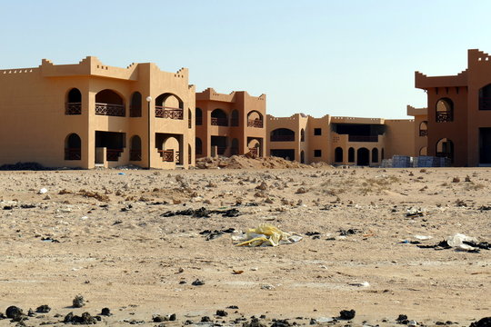 Hotelneubau und Baustelle in &Auml;gypten