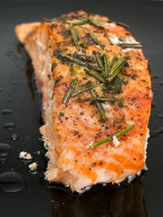 Baked salmon with rosemary