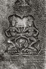 Plakat Apsara Dance. Bas-relief on the walls of the ancient Khmer temple of Angkor Thom.