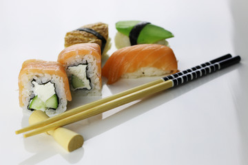 sushi set chopsticks