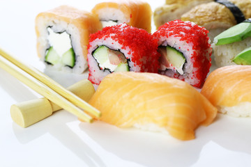 sushi set chopsticks