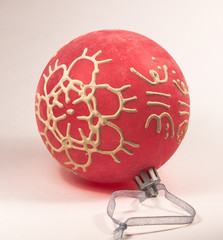 Красивая игрушка для рождественской елки