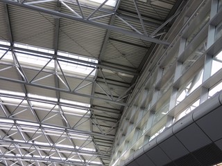 moderne  Deckenkonstruktion