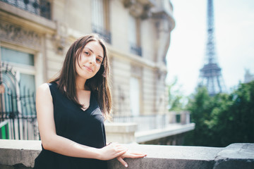 beautiful young women in Paris