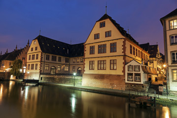 Fototapeta na wymiar Strasbourg - old town architecture