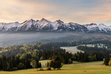 Naklejka na ściany i meble Morning panorama of Tatra Mountains in autumn, Poland
