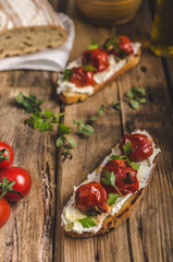 Homemade sourdough bread with roasted tomatoes