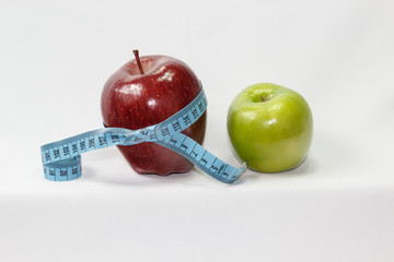Apple ruler measurement comparison.