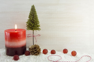  xmas tree and candle