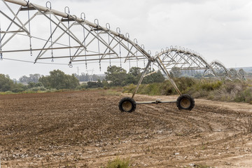 Irrigation pivot system watering