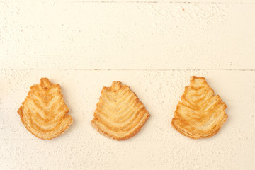 biscuits in the shape of a Christmas tree