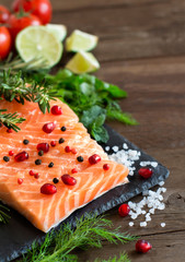 Salmon with vegetables and herbs