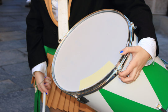 strumento musicale tamburo