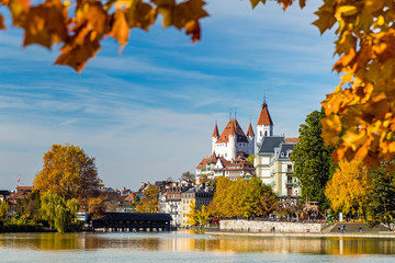 Thun im Herbst, Schweiz