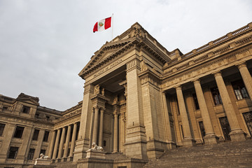 Obraz premium Palacio de Justicia in downtown Lima