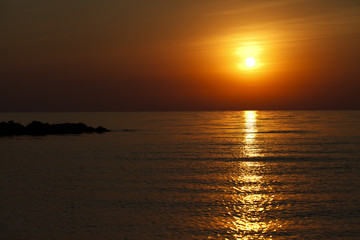 Naklejka premium beautiful landscape, sunrise on the sea