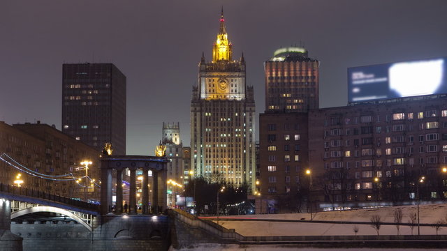 Borodinsky Bridge over the Moskva river timelapse hyperlapse Building of the Ministry of Foreign Affairs in Moscow
