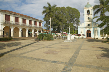 Small village in central Cuba with Catholic Church