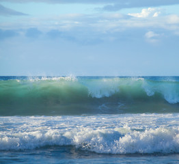 Fototapeta premium breaking waves