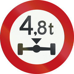 A Dutch prohibition sign - Axle load limit