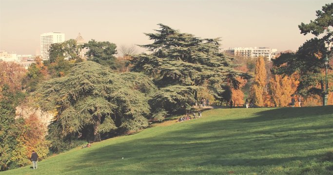 Parc des buttes Chaumont Paris 4K