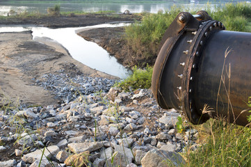 round waste water drain outlet