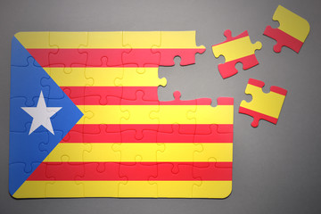 Fototapeta na wymiar puzzle with the national flag of catalonia