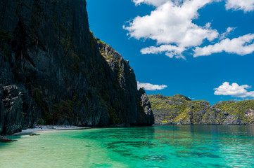 Fototapeta na wymiar Beautiful island views in El Nido, Philippines.