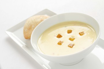 spicy parsnip soup