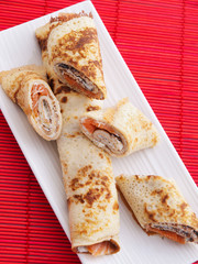 Salmon wraps with cheese