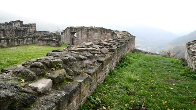 Die L&uuml;tzelburg in Lothringen, Frankreich
