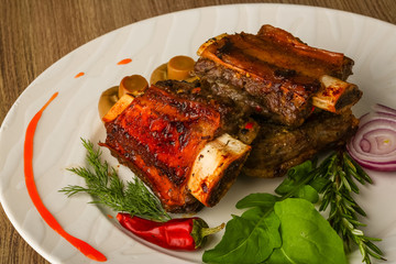Roasted beef ribs