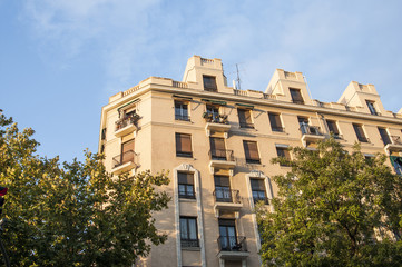 Obraz premium Building in Delicias neighborhood, Madrid.