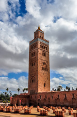 Fototapeta premium Koutoubia mosque on a cloudy day, Marrakech, Morocco