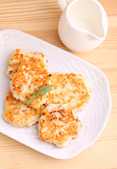 Chicken cutlets with corn