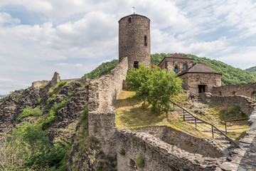 Fototapeta na wymiar a beautiful view of the old castle Strekov