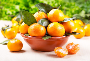 fresh mandarin oranges fruit with leaves