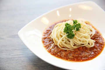 spaghetti bolognese