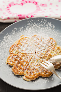 Warme Waffel Mit Puderzucker