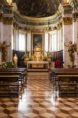 Fototapeta na wymiar Church interior at Assisi, Italy