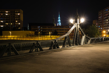 Paradiesbrücke Zwickau am Abend